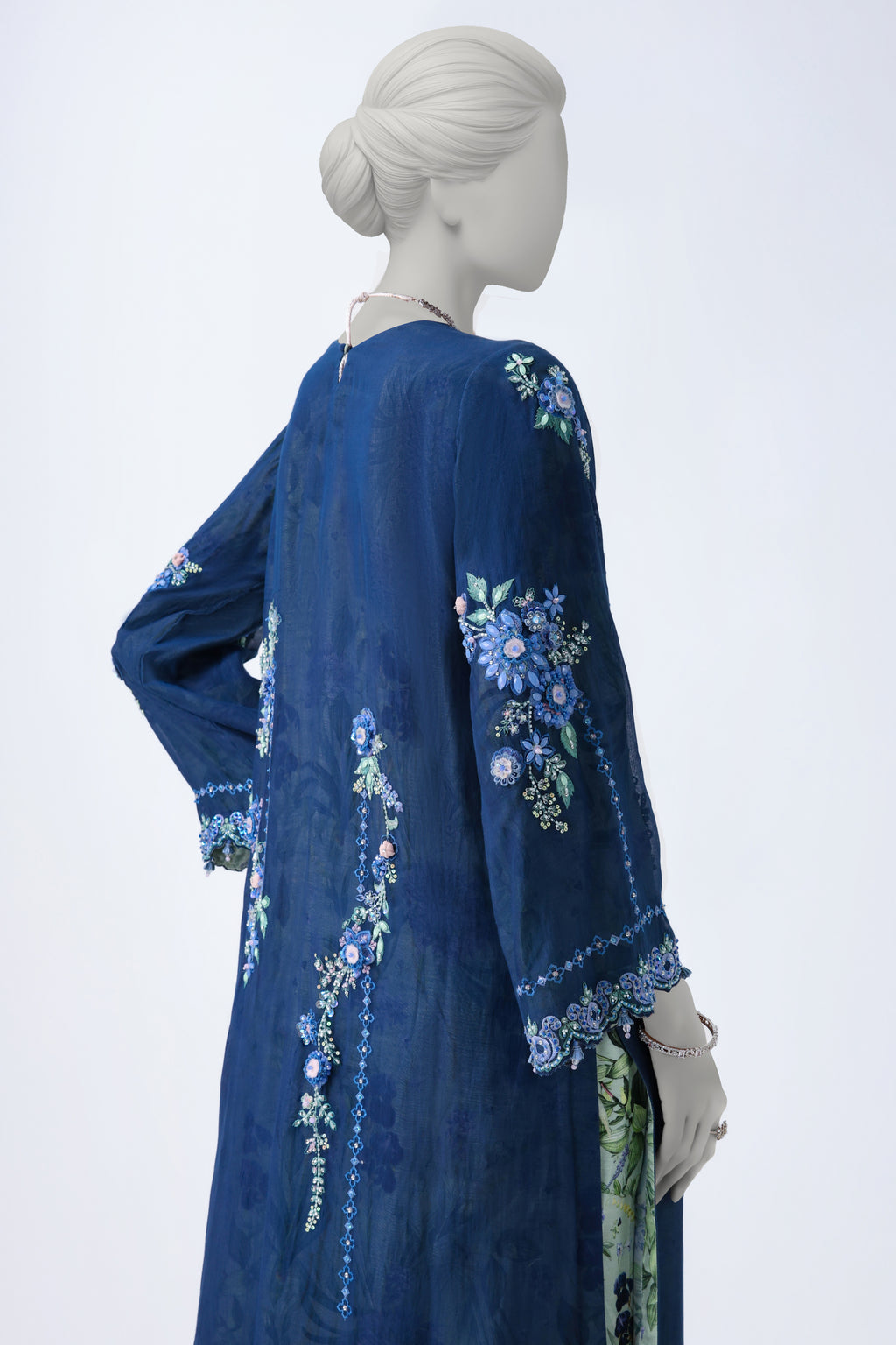 MIDNIGHT MEADOW - JE-26-0053
