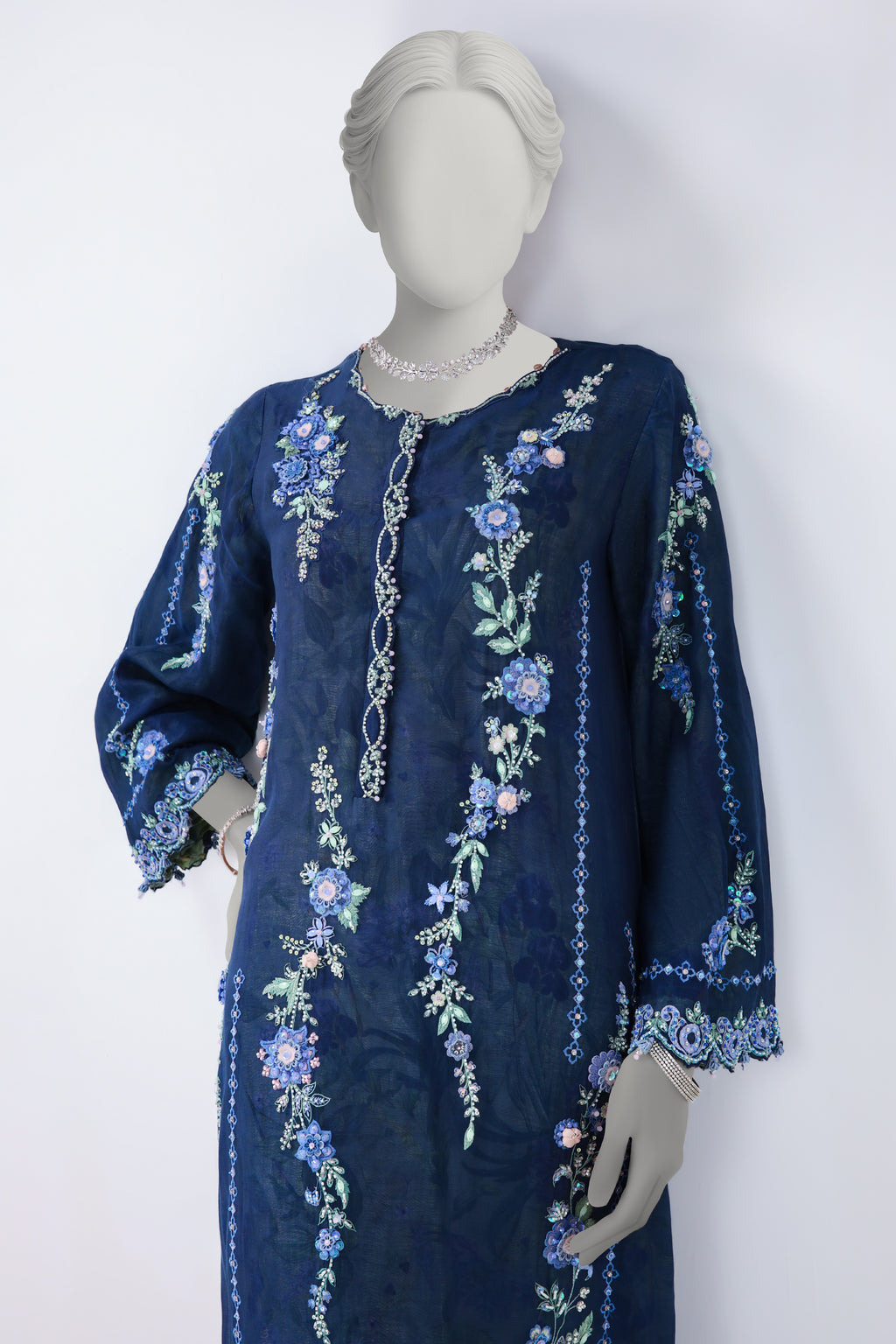 MIDNIGHT MEADOW - JE-26-0053
