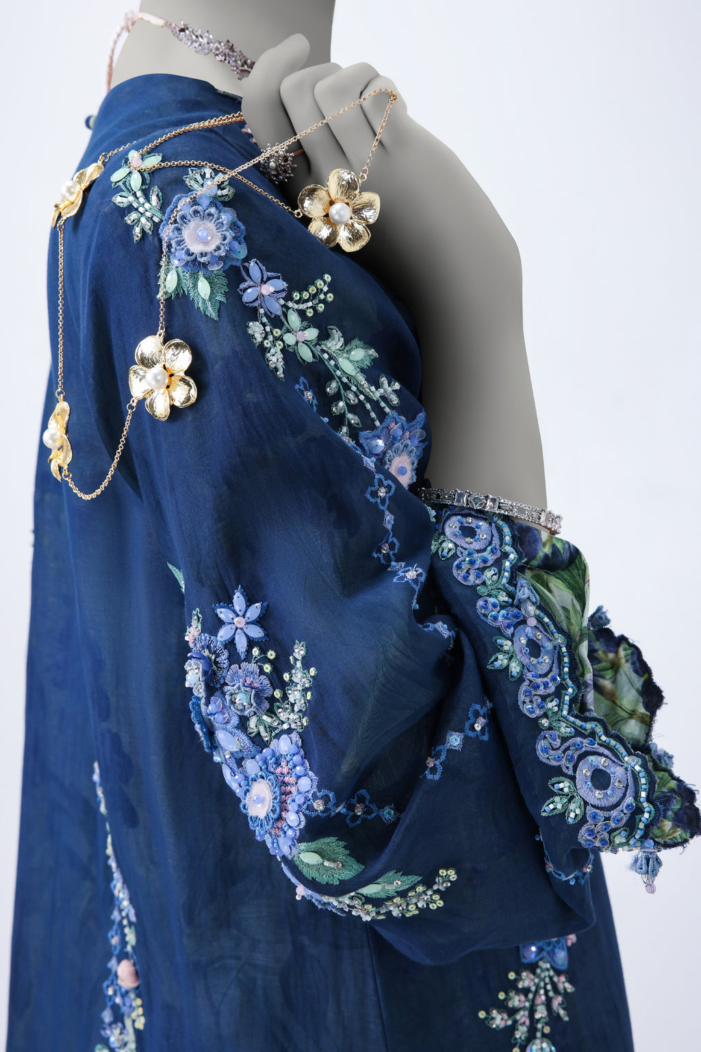 MIDNIGHT MEADOW - JE-26-0053