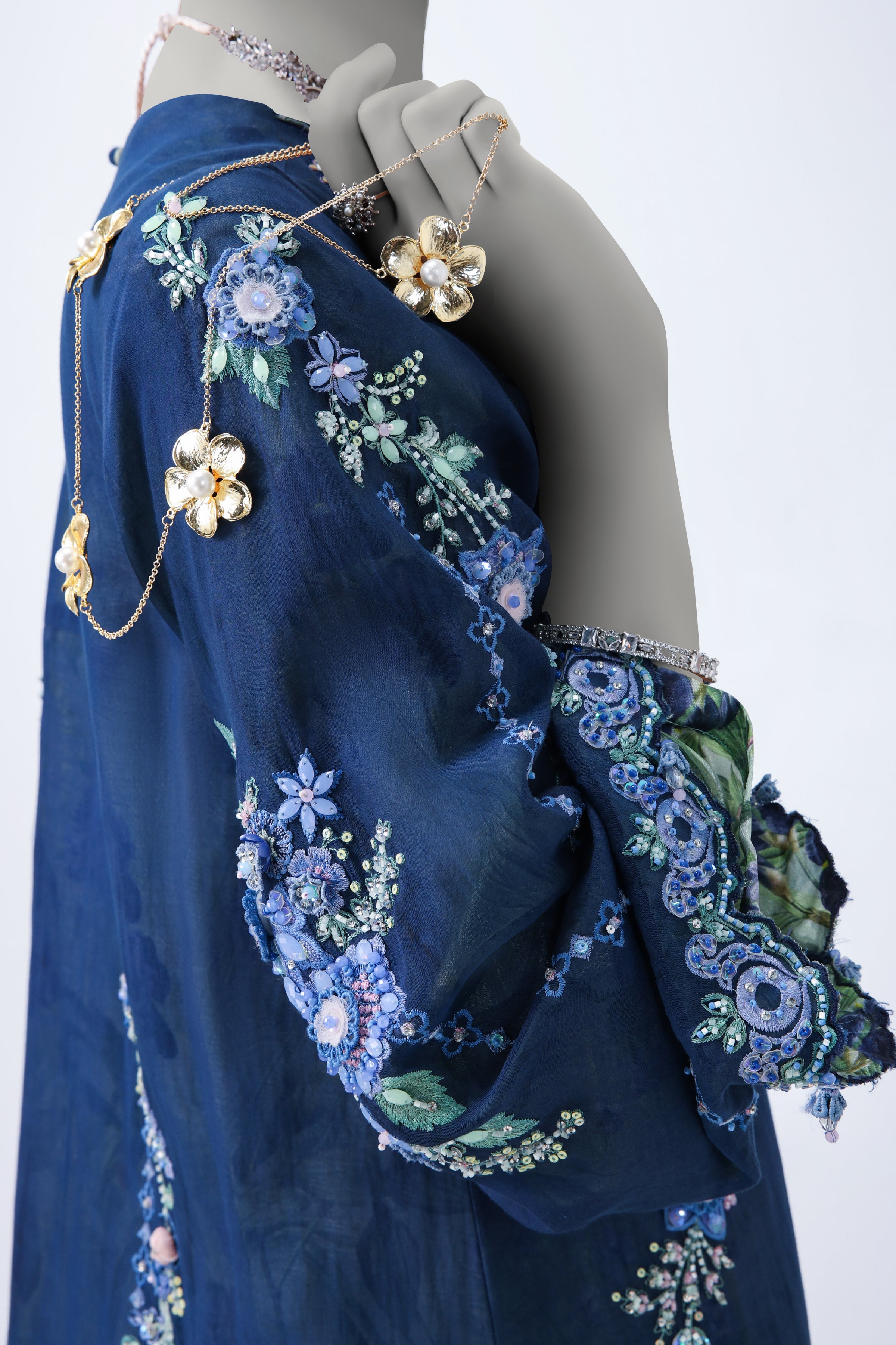MIDNIGHT MEADOW - JE-26-0053