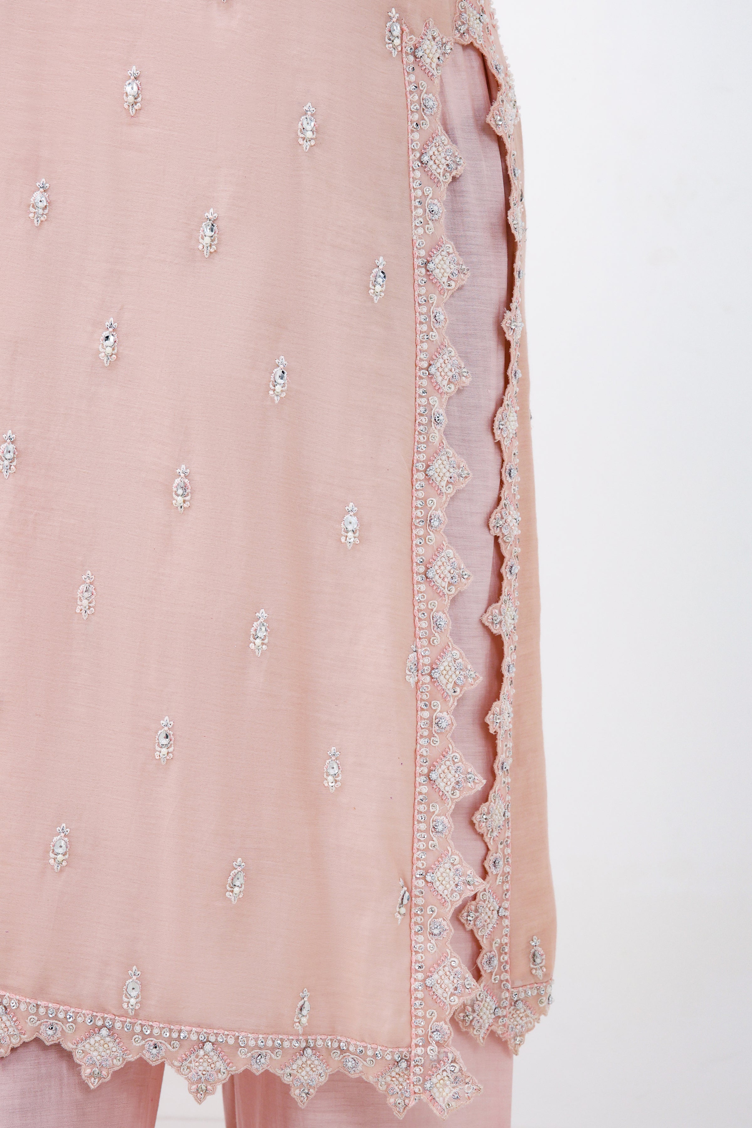 NIERA - JE-26-0043