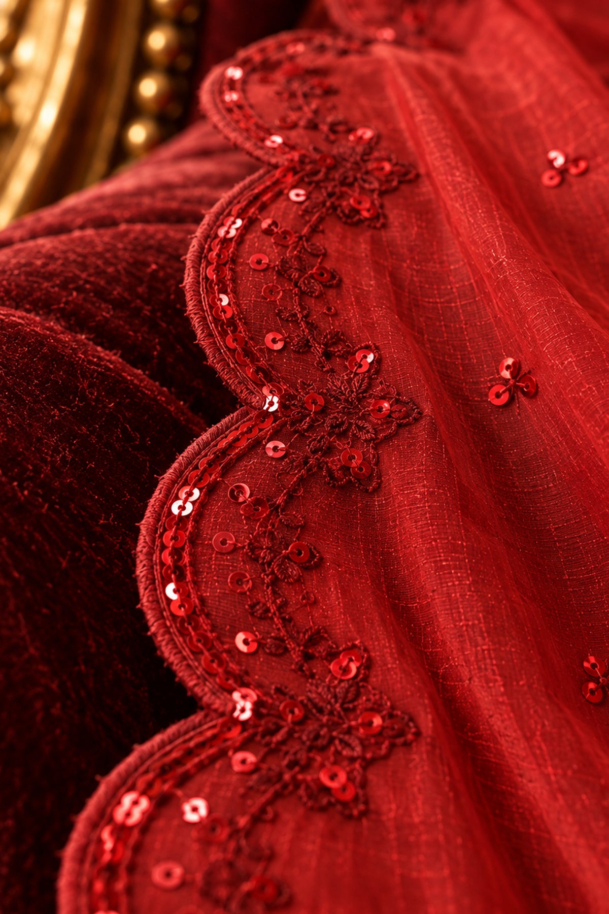 Red Medium Silk Dupatta - JE260087